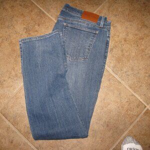 Lucky  Brand Mid Rise Sweet Straight Jeans sz 12/31